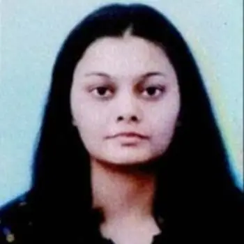 Pallavi Chauhan English Home Tutor in Aliganj Lucknow with 3 Years Experience